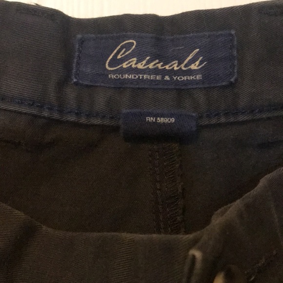 Men’s Roundtree & Yorke pants! - Picture 3 of 3